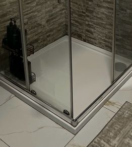 SONAS Crystal 90 by 90cm Low Profile Stone Resin Shower Tray Immaculate
