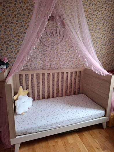 Mama's and Papa's 2 piece furniture set