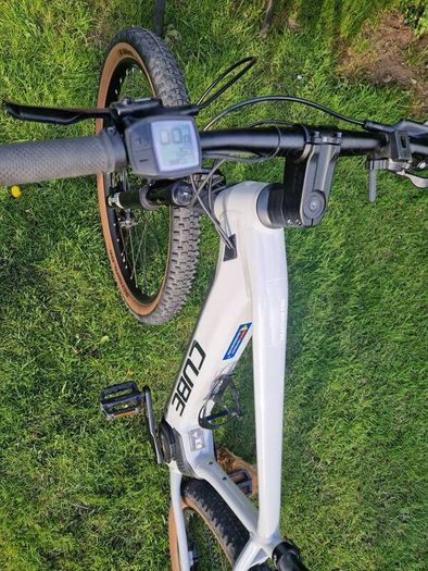 Electric mountain bike EMTB