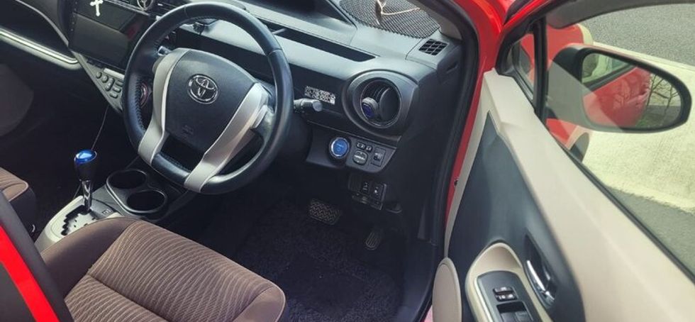 Toyota Aqua 2013