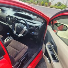 Toyota Aqua 2013, cream&brown interior