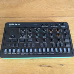 Roland AIRA Compact S-1 Synth (Excellent Condition)