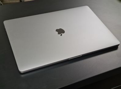 MacBook Pro 16 inch i7 Laptop Notebook 512GB 16GB Ram