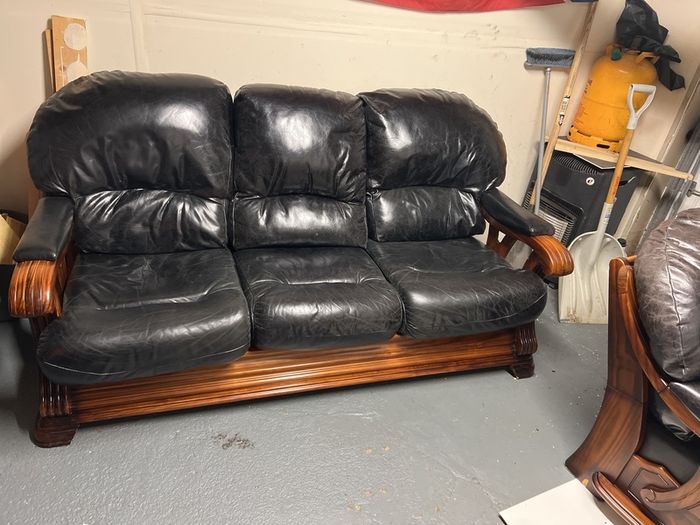 3 seater and 2 seater sofa