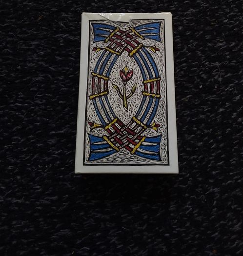 The 2 Hour Tarot Tutor and Deck of Tarot Cards