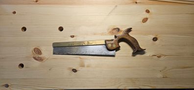 19th century dovetail saw