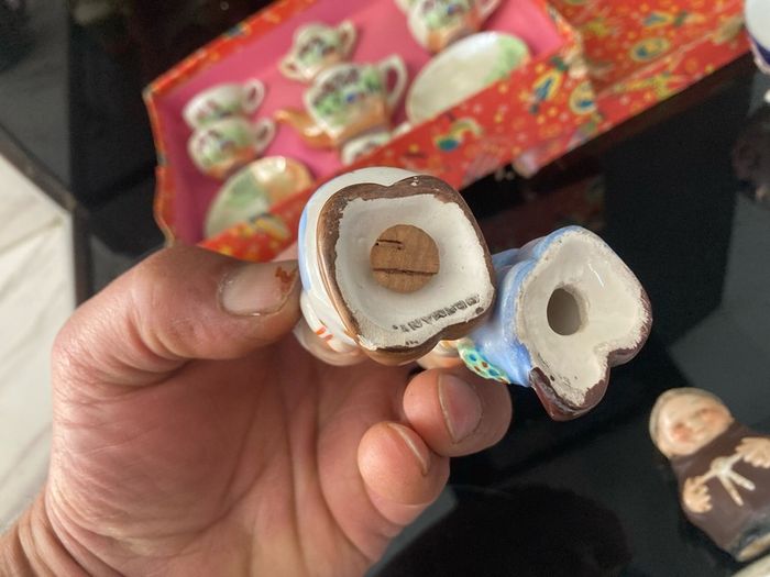 Royal doulton Goabel humble Wade Denton toy tea set figurine lot