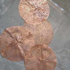 Rose gold table mats 9 euro each