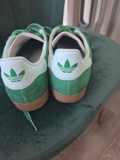 womens trainers