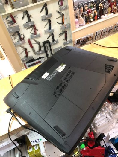 Asus Touch Screen ROG G751J Gaming Laptop 24 ram   17 lcd