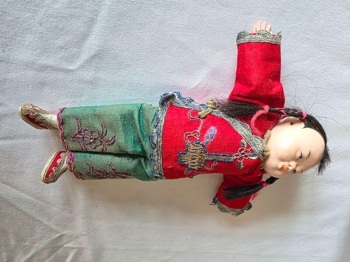 FIGURINE - RARE 1920s Door of Hope Mission Dolls Shanghai - SET OF 4 - 10 inch / 25cm - Pear Wood - Family Set