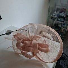 fascinator rose pink worn once for a wedding