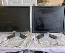2 x Identical 17 inch Dell Monitors, Model E178FPv, both in very good condition, VGA connection