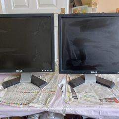 2 x Identical 17 inch Dell Monitors, Model E178FPv, both in very good condition, VGA connection