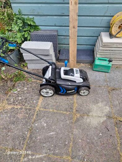 lawnmower