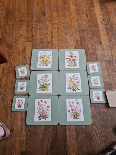floral tablemats