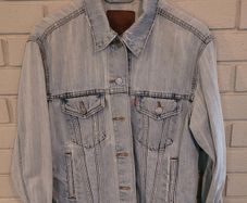 levi denim jacket