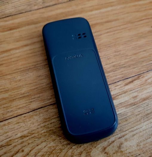 Nokia 100 - Boxed, Charger & Earphones - Excellent Condition