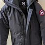 Canada Goose Men's Chateau Parka Fur - Navy (xs) Image 6