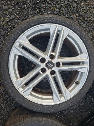 19" Genuine Audi S Line Alloys with tyres