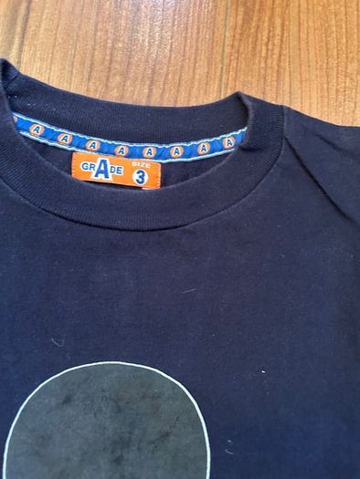 t shirt size large