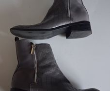 JustFab - Camille Geometric Quilt Chrome Zipped Ankle Boots