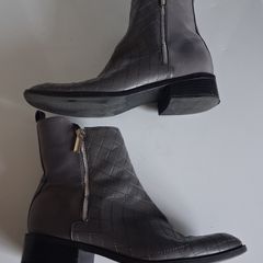 JustFab - Camille Geometric Quilt Chrome Zipped Ankle Boots