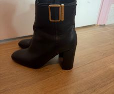 Tommy Hilfiger boots