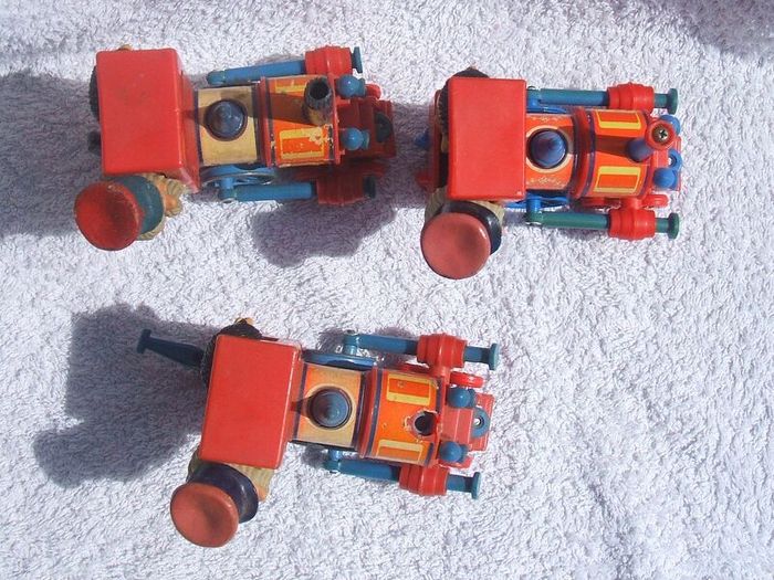 MAGIC ROUNDABOUT TRAIN ENGINES (Corgi 851) - three vintage diecast engines with figures (early 1970's)
