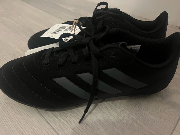 kids football boots adidas black