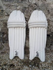cricket batting pads