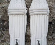 cricket batting pads