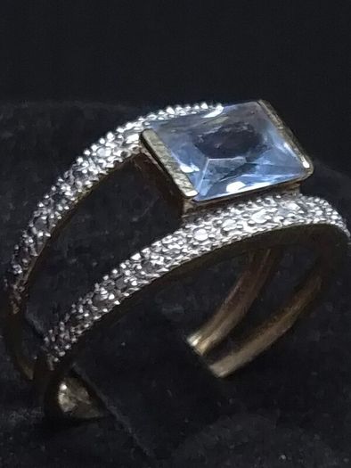 Vintage 9ct Gold Blue Topaz Style Ring 375 Hallmarked Size 54
