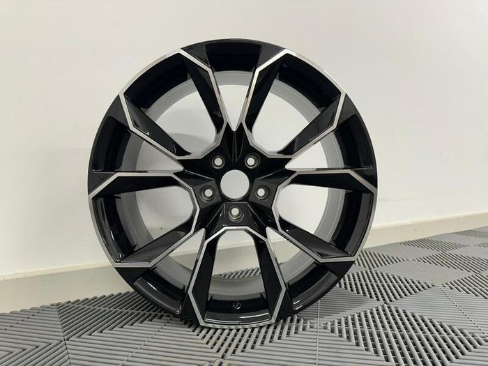 19" Skoda VRS Style Alloy Wheels Octavia Scout superb Karoq Kodiaq Enyaq A3 Vw Golf 5x112