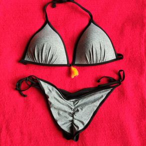 Grey Ruched bum Bikini, size M