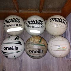 Oneills Size 4 Footballs