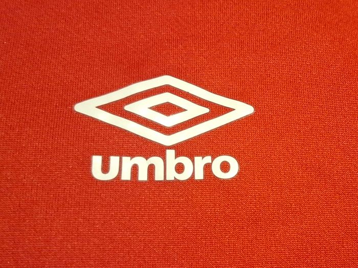 Shelbourne Football Club Official Umbro Football Jersey (Youths 10-11 Years) FREE POST