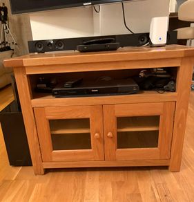Oak Tv Unit With Storage
