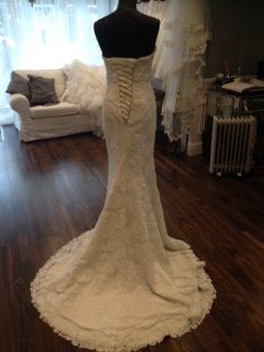 PRICE DROP - Ivory Lace Wedding Dress & Veil