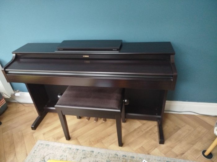 Yamaha Piano