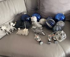 christmas tree decorations