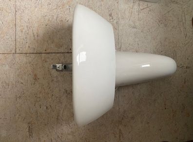 New sinks and toilets