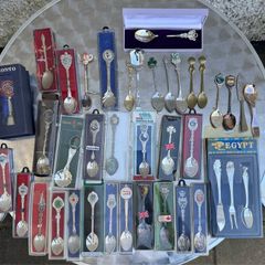 Souvenir Little spoons collection