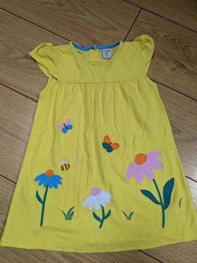 Girls clothes individually priced (2-3)