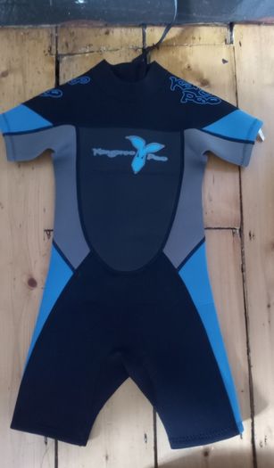 wet suit wetsuit kids 8 year old