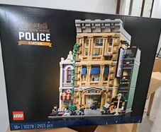 NEW Lego Police Station 10278 MISB