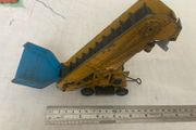 Dinky / Meccano 964. Supertoys. Elevator loader with hopper and chute