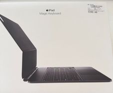 Apple Magic keyboard for iPad Pro 13"