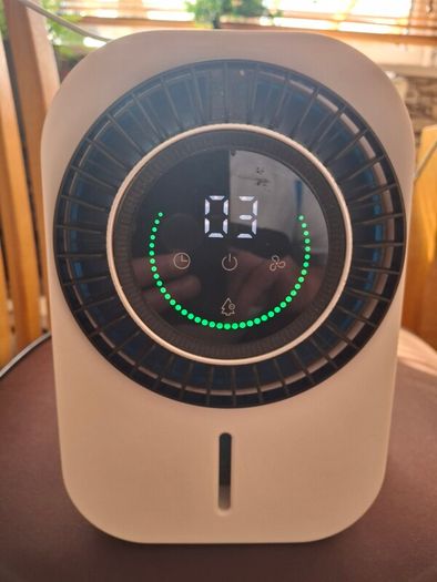 Mini desk fan
