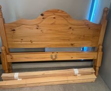 Gorgeous 4Ft 6 Double Wooden Bed Frame - Can Deliver